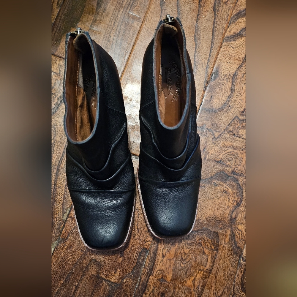 Kork Ease Ankle Boots Size 6.5